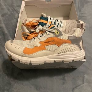 Los Angeles Brandblack Women Saga sneakers